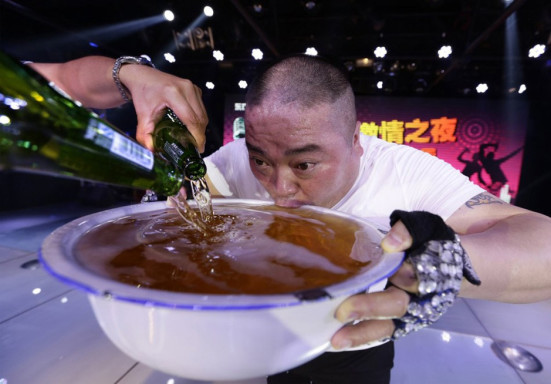 摄影入门、摄影作品分析：不许笑！16张照片详解奇葩场景如何拍出大师范！
