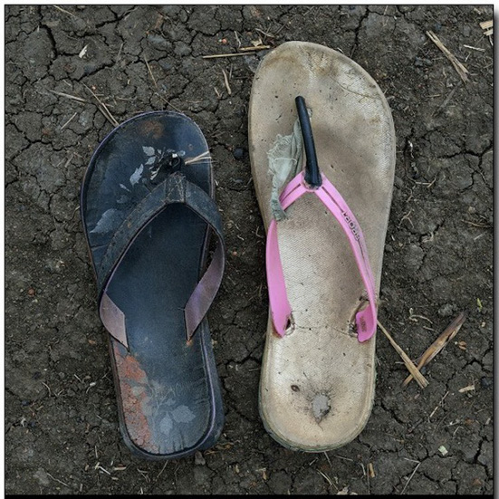 INGE MORATH摄影奖：难民的小鞋子5